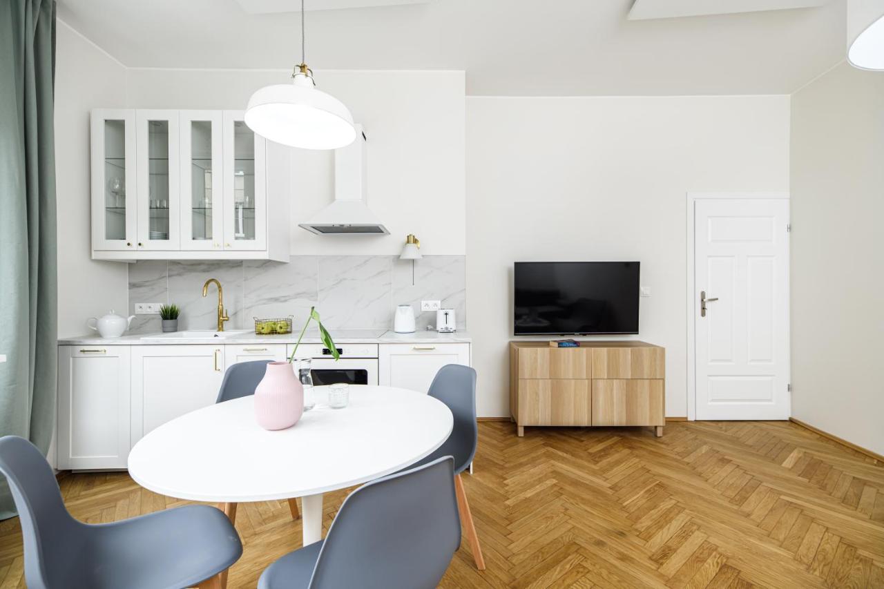 Native Apartments Zulawskiego 8 Krakkó Kültér fotó
